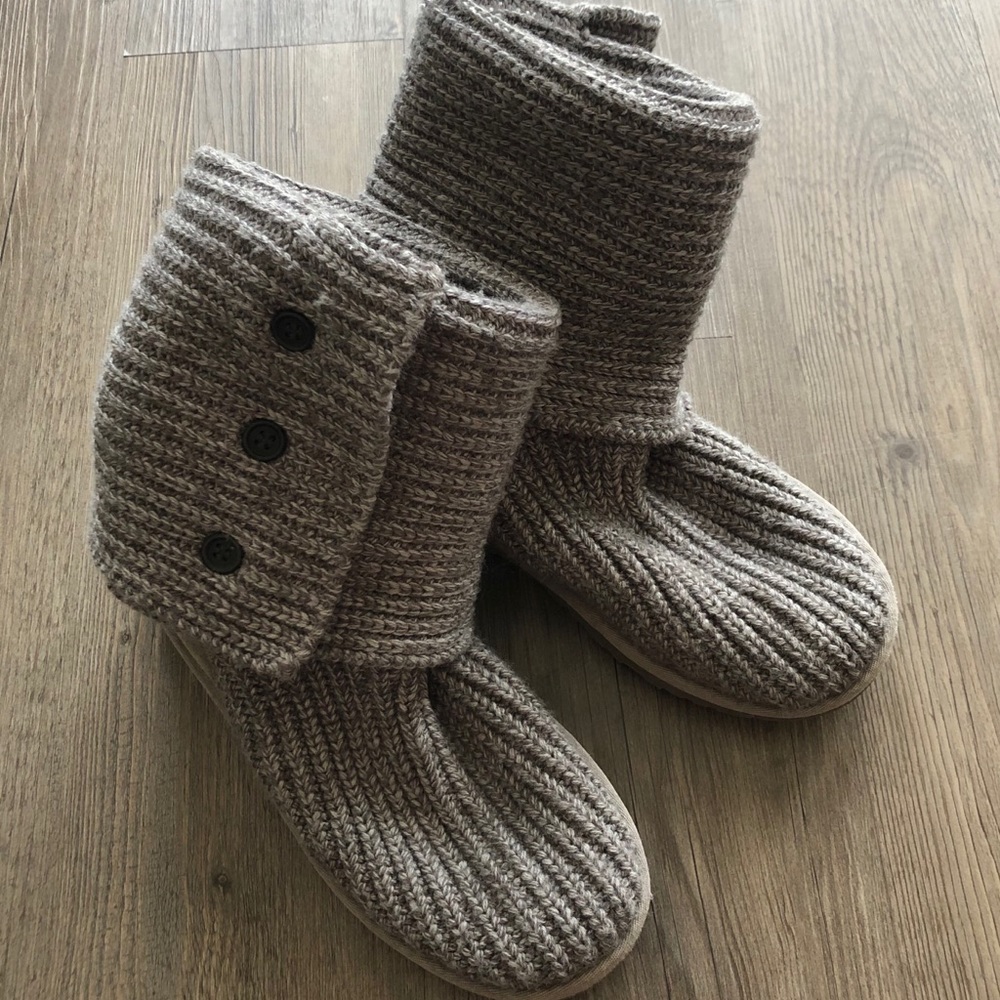 Knitted Ugg boots